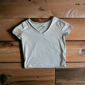 Small, white,v neck, croptop